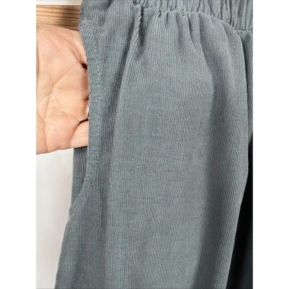 NWT Kleen Green / Gray Ruffle Hem Pockets Micro Corduroy Skirt #1149 Size SM